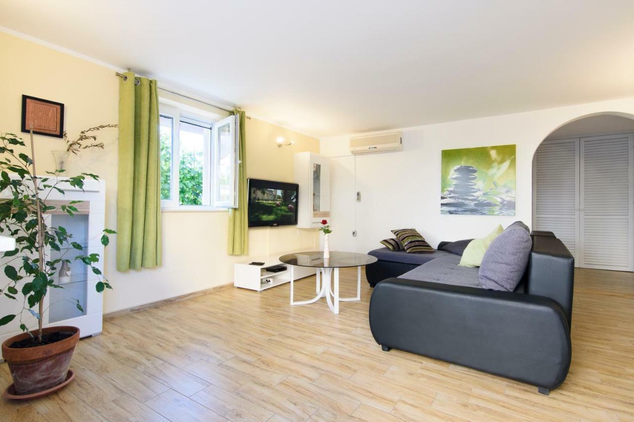 Apartment Relja Zadar Buitenkant foto